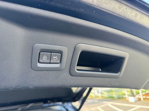 Certified 2024 MAZDA CX-90 Plug-In Hybrid w/ Premium Pkg image 33