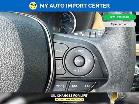 Used 2024 Toyota RAV4 XLE Premium w/ Weather Package AWD/4WD image 18