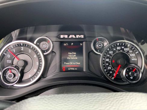 Used 2021 RAM 1500 Big Horn AWD/4WD image 25