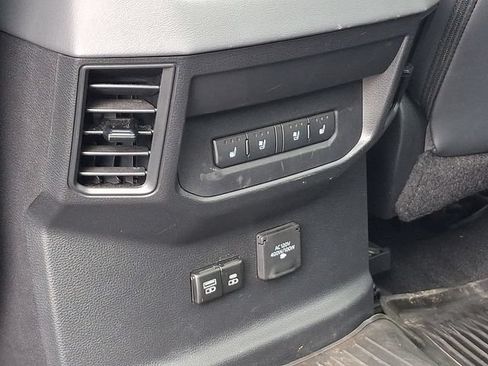 Used 2024 Toyota Tundra Platinum AWD/4WD image 20