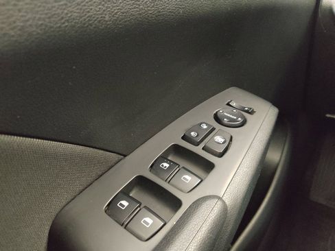 Used 2019 Hyundai Accent SE FWD image 27