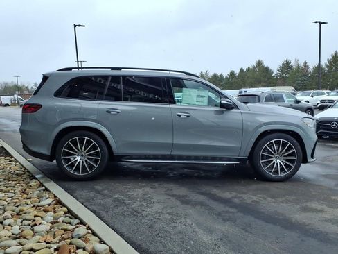 New 2026 Mercedes-Benz GLS 580 4MATIC image 7