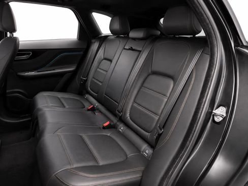 Used 2019 Jaguar F-PACE Prestige AWD/4WD image 12