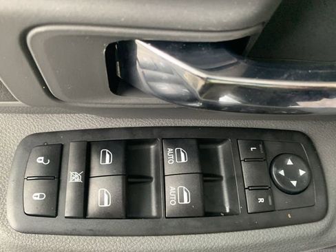 Used 2019 RAM 1500 Classic Warlock AWD/4WD image 14