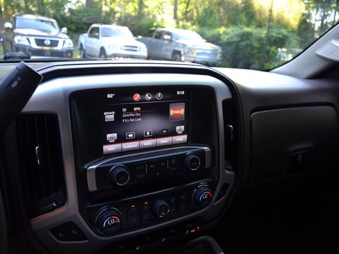 Used 2014 GMC Sierra 1500 SLT w/ SLT Preferred Package AWD/4WD image 30