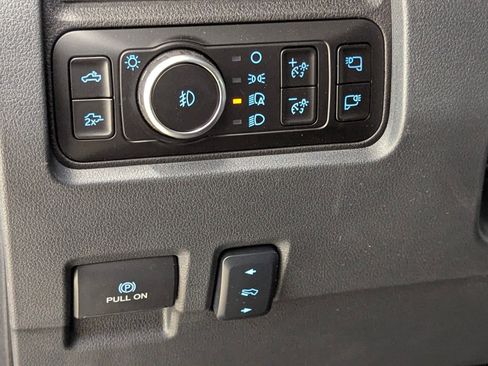 New 2026 Ford F250 Lariat w/ Chrome Package image 15