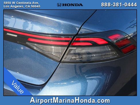 Used 2023 Honda Accord EX image 9