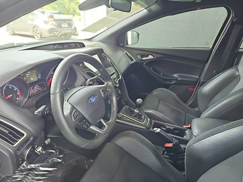 Used 2016 Ford Focus RS AWD/4WD image 40