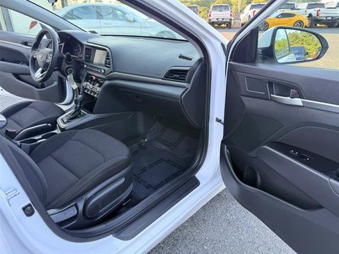 Used 2020 Hyundai Elantra SEL w/ Cargo Package (C1) FWD image 10