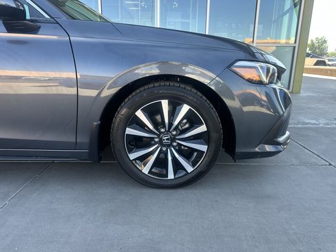 Used 2024 Honda Civic EX-L image 8