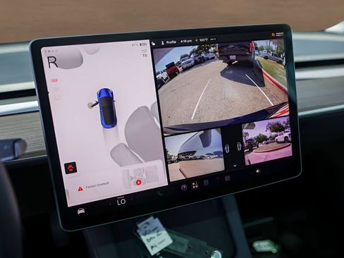 Used 2023 Tesla Model 3 Standard Range RWD image 15