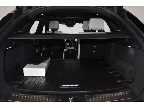 Used 2021 Land Rover Range Rover Velar R-Dynamic S AWD/4WD image 15