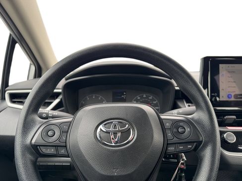 Used 2024 Toyota Corolla LE FWD image 15