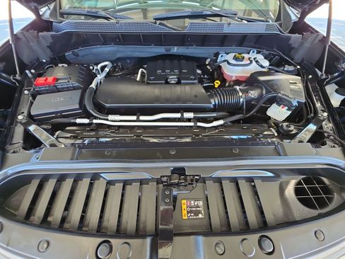 Used 2024 Chevrolet Silverado 1500 LT image 31