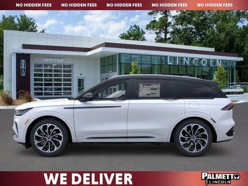 New 2026 Lincoln Nautilus Reserve AWD/4WD image 3