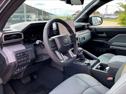Used 2026 Toyota Tacoma 4x4 Double Cab Hybrid image 16