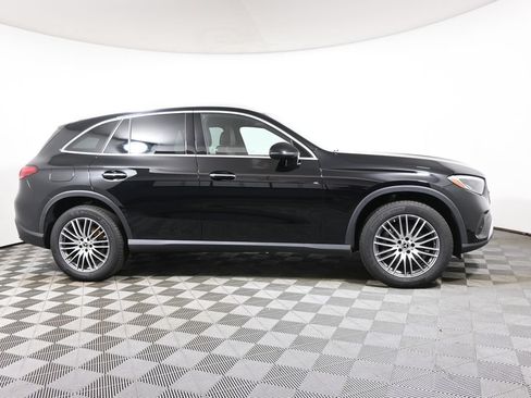 Certified 2026 Mercedes-Benz GLC 300 4MATIC image 8