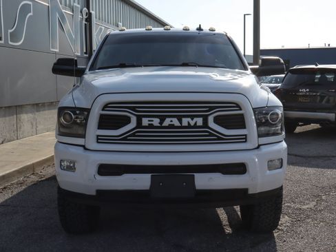 Used 2018 RAM 2500 Laramie w/ Sport Appearance Group AWD/4WD image 2