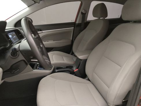 Used 2020 Hyundai Elantra SEL FWD image 17