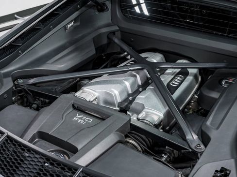 Used 2020 Audi R8 V10 image 50
