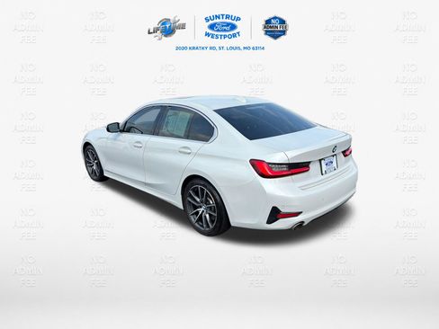 Used 2021 BMW 330i xDrive Sedan w/ Driving Assistance Package AWD/4WD image 3