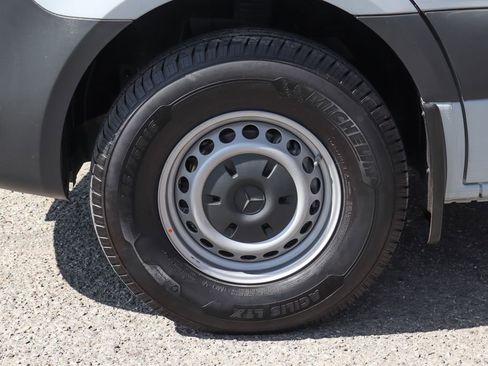 Used 2020 Mercedes-Benz Sprinter 2500 w/ Cargo Protection Package image 38