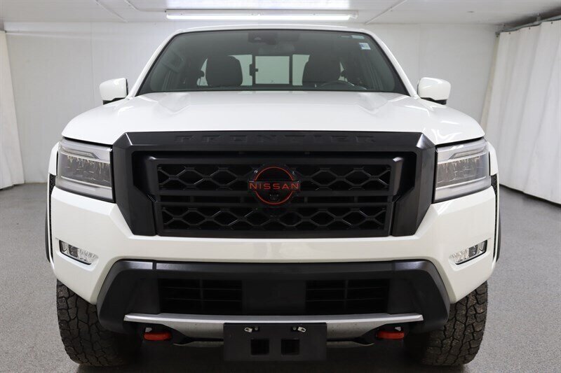 Used 2024 Nissan Frontier PRO-4X w/ Pro Convenience Package AWD/4WD image 2