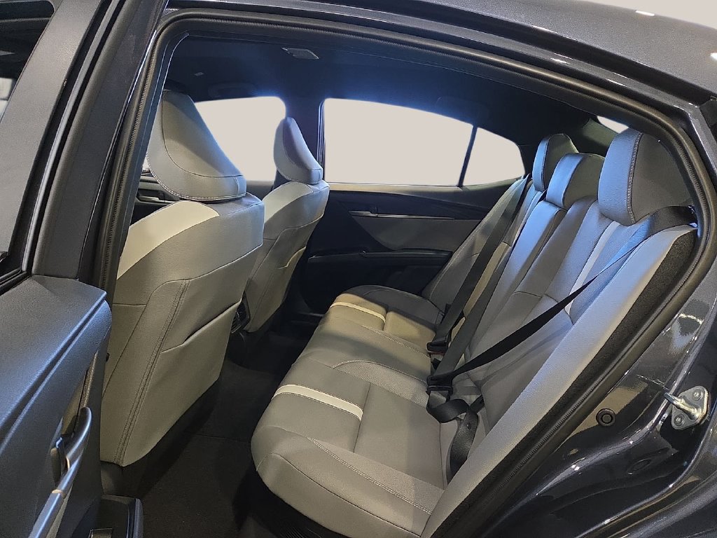 New 2026 Toyota Camry SE w/ Convenience Package FWD image 14