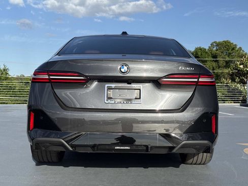 New 2026 BMW 530i w/ Executive Package RWD image 4