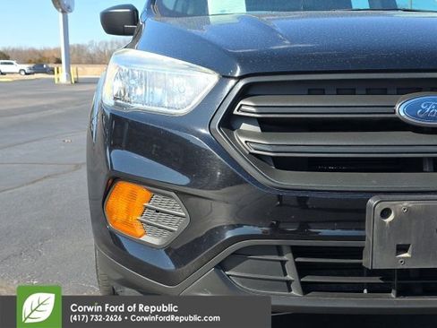 Used 2017 Ford Escape S image 11