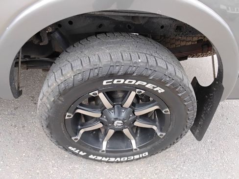 Used 2010 Ford F150 Lariat image 21