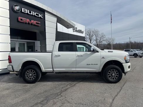 Used 2022 RAM 3500 Limited AWD/4WD image 9