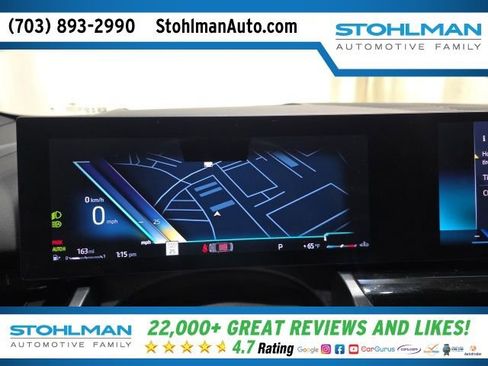 Used 2024 BMW 530i xDrive w/ Premium Package image 19