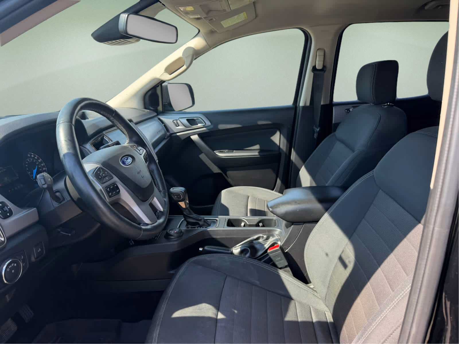 Used 2019 Ford Ranger XLT w/ Equipment Group 302A Luxury AWD/4WD image 14