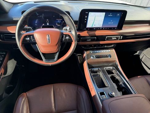 Used 2025 Lincoln Aviator Reserve w/ Jet Appearance Package image 16