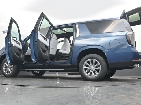 New 2026 Chevrolet Suburban Premier w/ Sun And Tow Package image 47