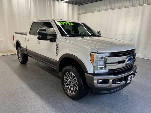 Used 2017 Ford F250 King Ranch w/ King Ranch Ultimate Package AWD/4WD image 2