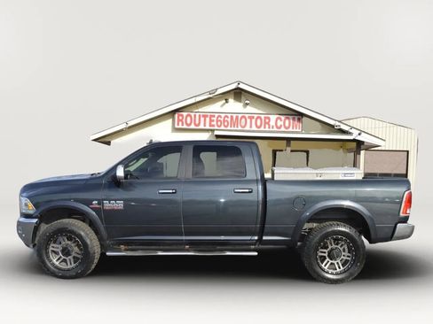 Used 2017 RAM 3500 Laramie image 3