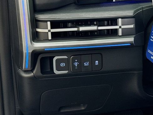 New 2026 Hyundai Santa Fe Limited FWD image 14