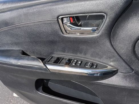 Used 2018 Toyota Avalon XLE FWD image 14
