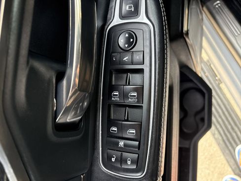 Used 2020 RAM 2500 Limited image 11