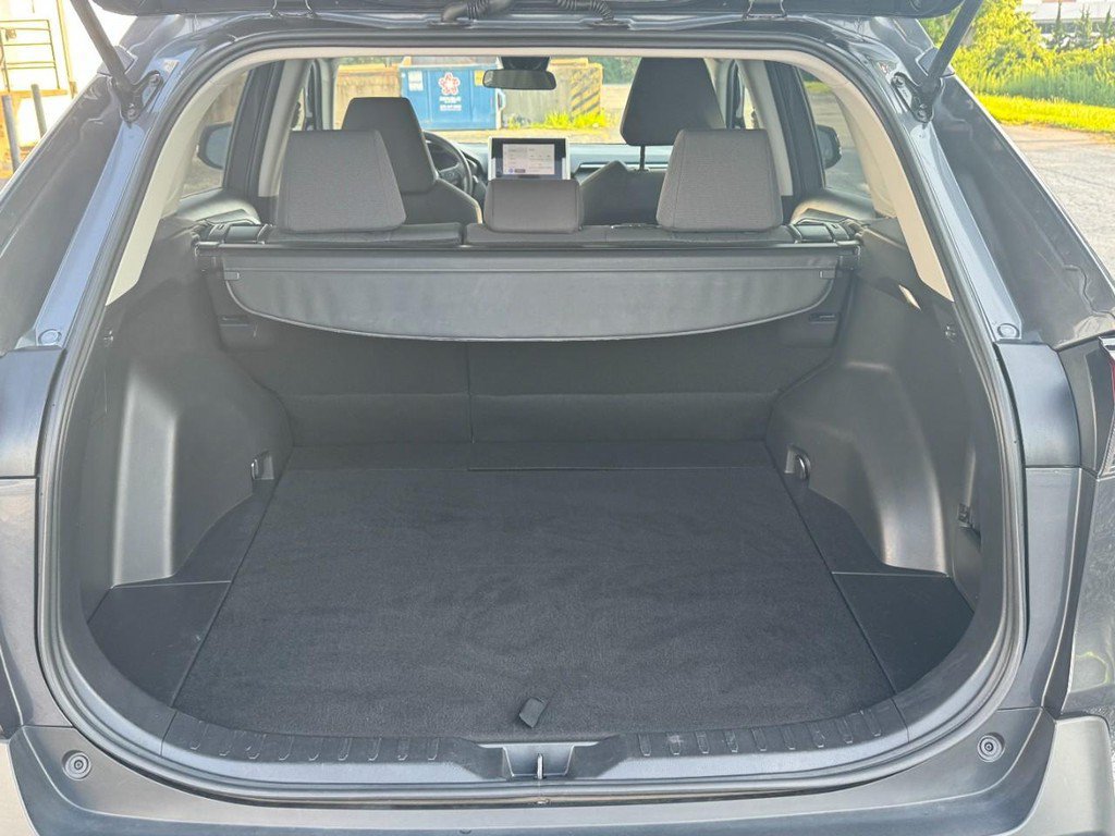 Certified 2025 Toyota RAV4 XLE AWD/4WD image 7