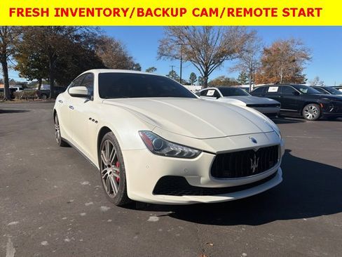 Used 2017 Maserati Ghibli S image 1