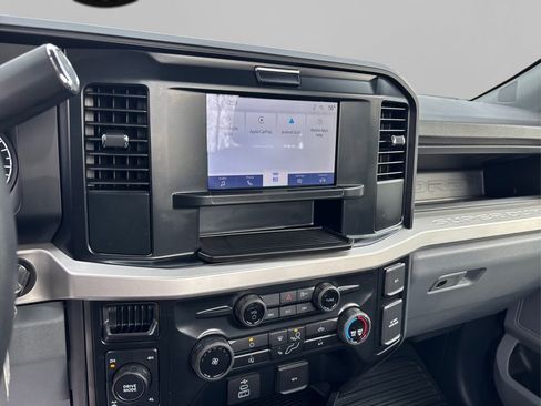 Used 2025 Ford F350 XL w/ Snow Plow Prep Package image 19