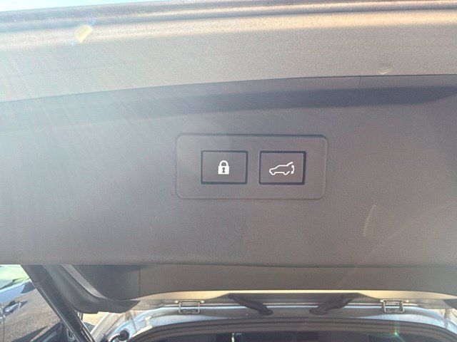 Used 2023 Subaru Outback Wilderness AWD/4WD image 19