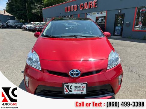 Used 2015 Toyota Prius Three image 2