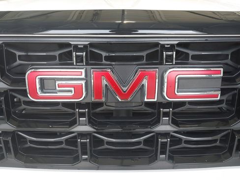 Used 2023 GMC Canyon Elevation w/ Convenience Package image 31