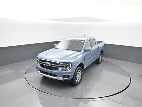 New 2025 Ford Ranger Lariat w/ FX4 Off-Road Package image 19