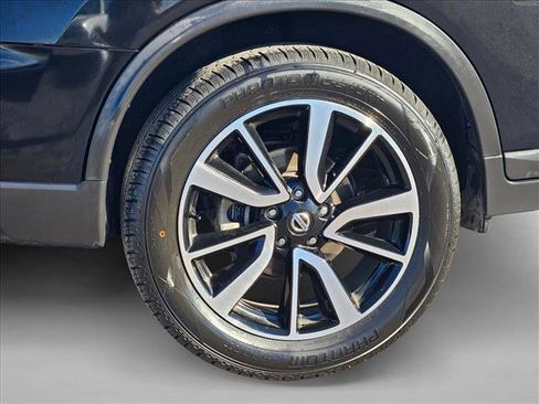 Used 2019 Nissan Rogue SL image 20