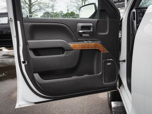 Used 2018 Chevrolet Silverado 1500 LTZ w/ LTZ Plus Package image 14